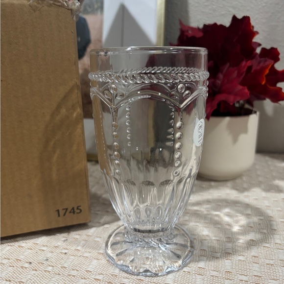 Princess House Other - Princess House Marbella Footed Glasses Set